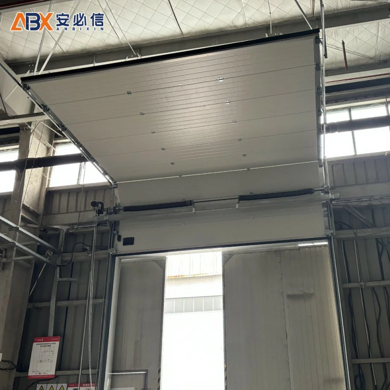 丽江市翻板提升门